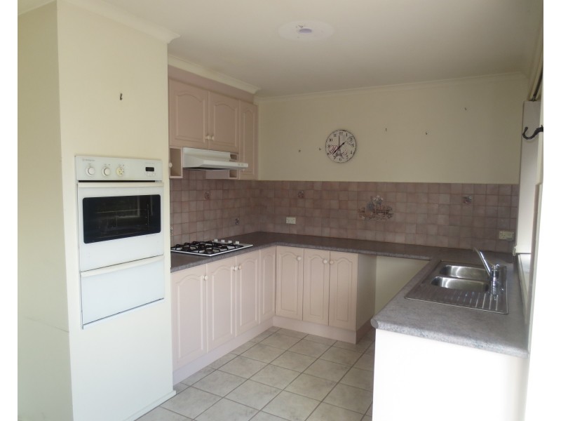 13 Federation Court, Altona VIC 3018