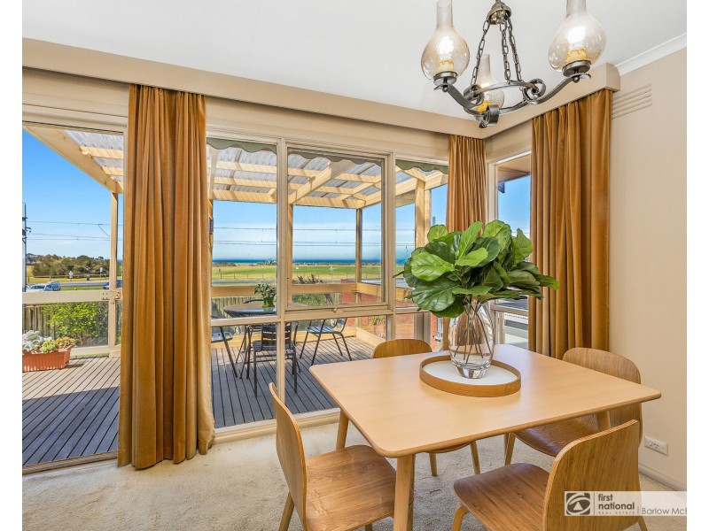 86 Simmons Drive, Seaholme VIC 3018