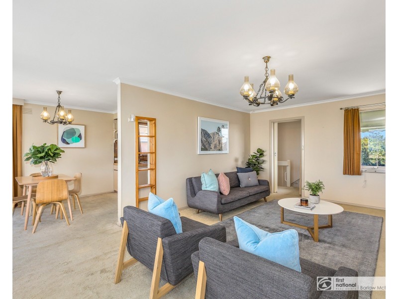 86 Simmons Drive, Seaholme VIC 3018