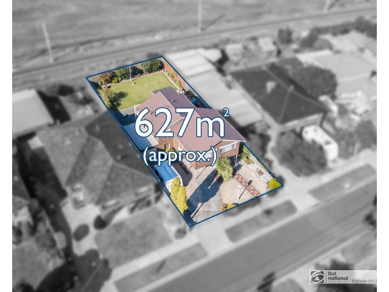 86 Simmons Drive, Seaholme VIC 3018