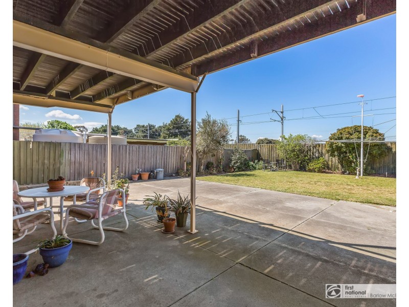 86 Simmons Drive, Seaholme VIC 3018