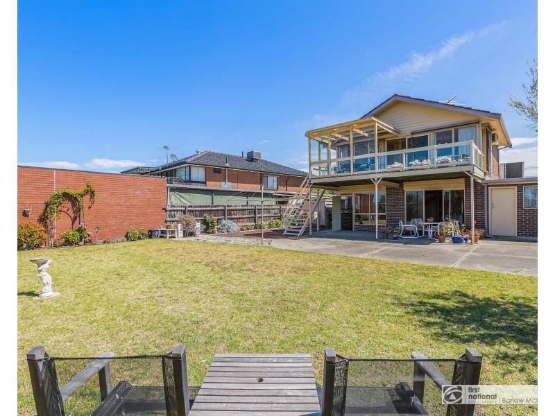 86 Simmons Drive, Seaholme VIC 3018