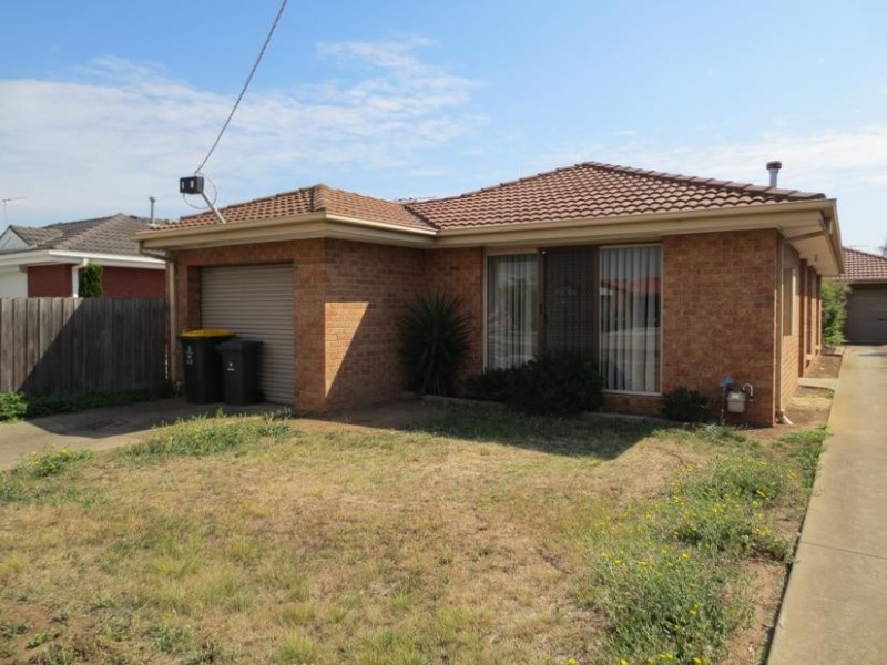 1/3 Balaclava Avenue, Altona Meadows VIC 3028