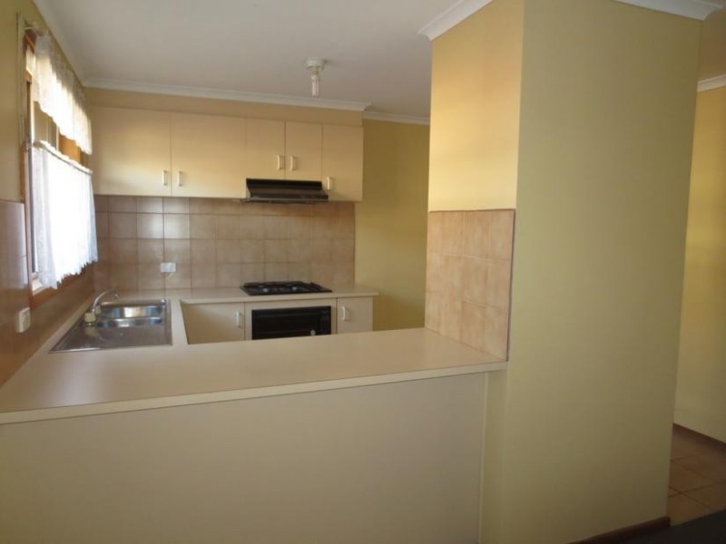 1/3 Balaclava Avenue, Altona Meadows VIC 3028