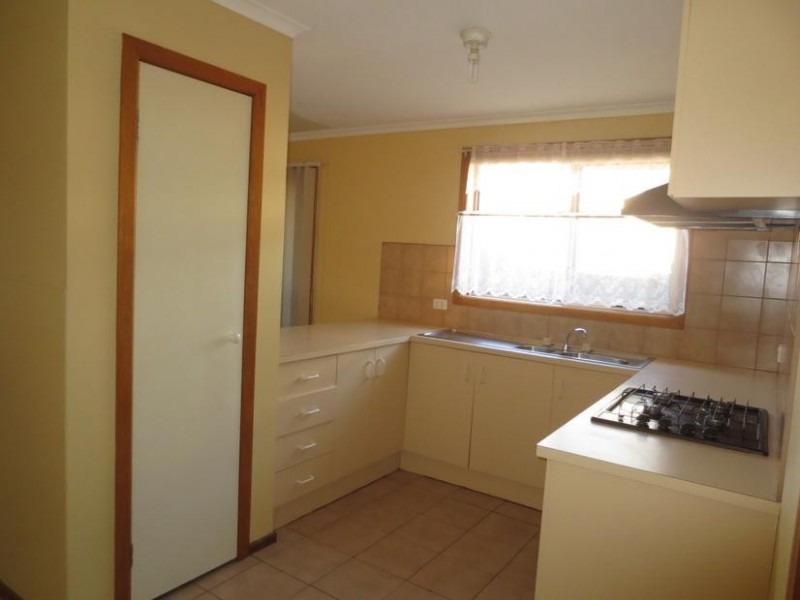 1/3 Balaclava Avenue, Altona Meadows VIC 3028