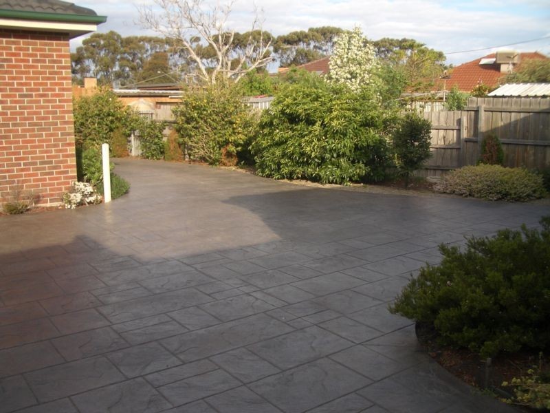 2/1 First Avenue, Altona North VIC 3025