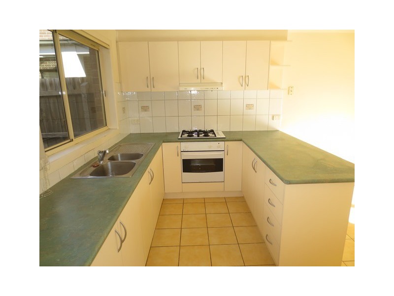 2/44 Dunnings Road, Seabrook VIC 3028