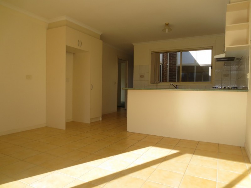 2/44 Dunnings Road, Seabrook VIC 3028