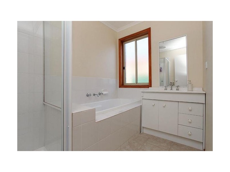 386 Queen Street, Altona Meadows VIC 3028