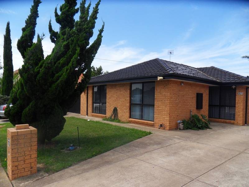 2A Stanton Court, Seabrook VIC 3028