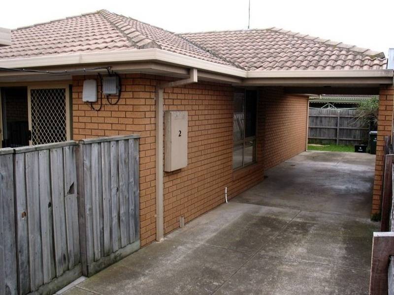 2/13 Hook Street, Altona Meadows VIC 3028
