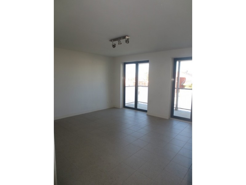 1/163 Queen Street, Altona VIC 3018