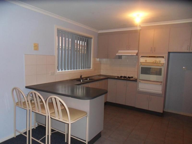 1/144 Victoria Street, Altona Meadows VIC 3028