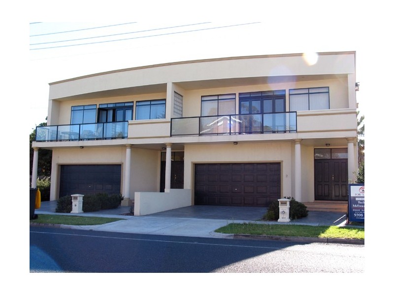 2/361 Esplanade, Altona VIC 3018