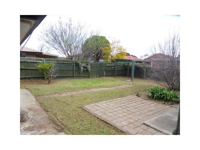 29 McIntyre Drive, Altona VIC 3018