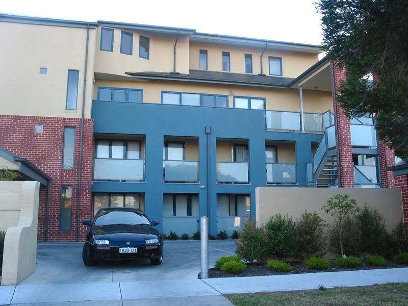 4/163 Queen Street, Altona VIC 3018