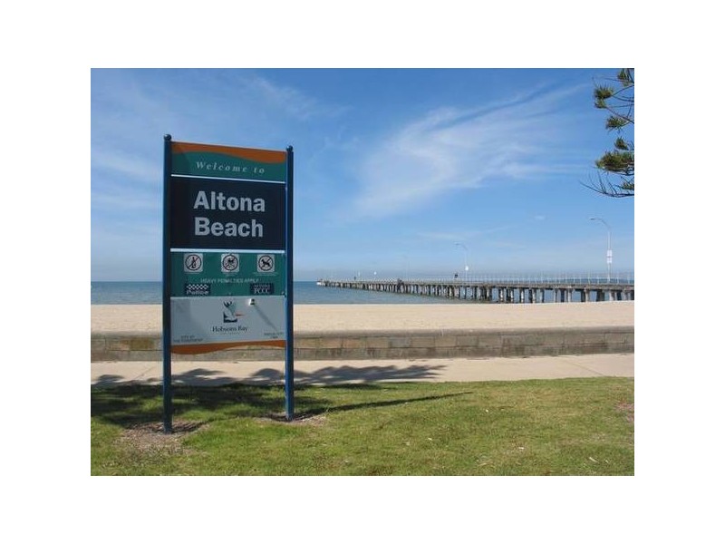 4/14 Romawi Street, Altona VIC 3018