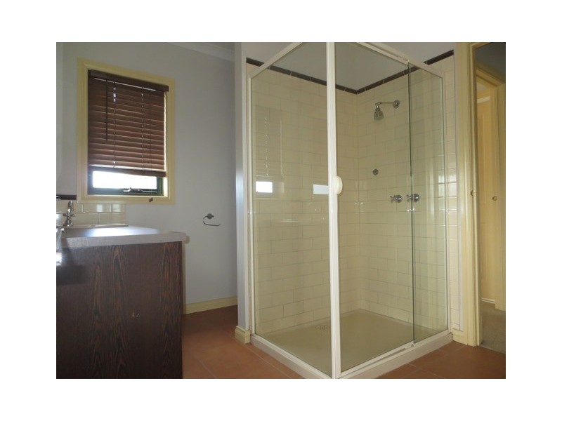 1/41 Henry Drive, Altona Meadows VIC 3028