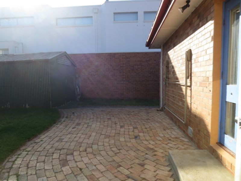 187 Esplanade, Altona VIC 3018