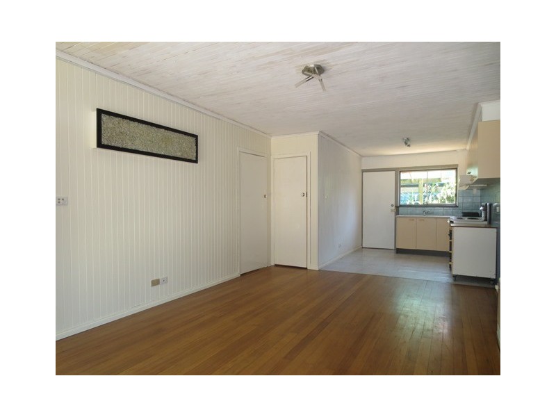 6/239 Esplanade, Altona VIC 3018