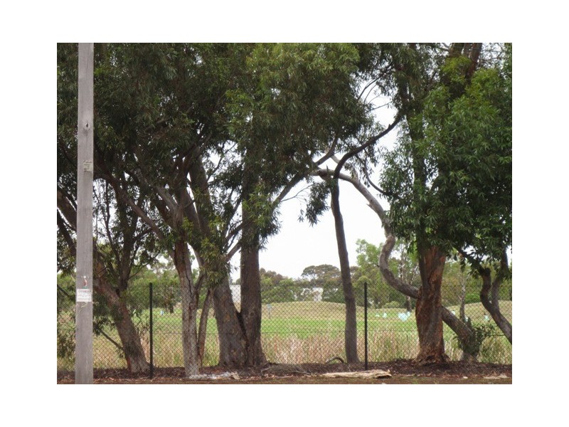 2 Short Street, Altona North VIC 3025