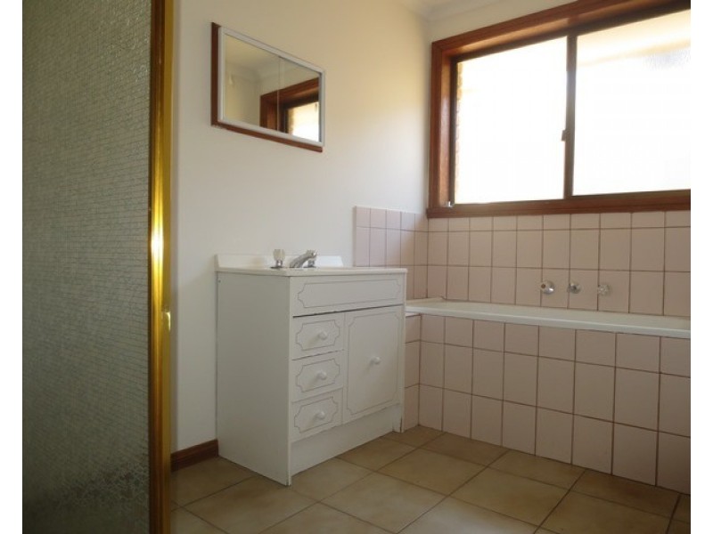 1/3 Groome Court, Altona Meadows VIC 3028