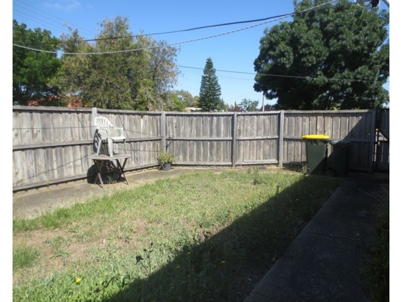 1/3 Groome Court, Altona Meadows VIC 3028