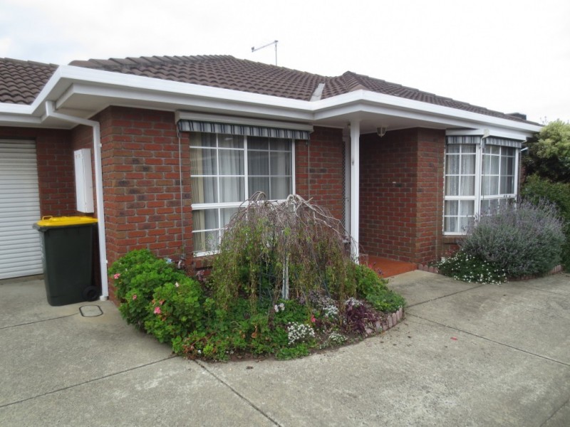 2/112 Blyth Street, Altona VIC 3018