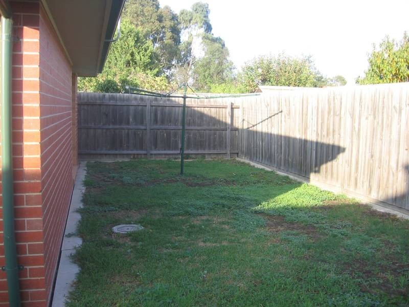 2/52 Victoria Street, Altona Meadows VIC 3028