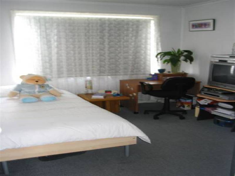 Trafalgar Avenue, Altona Meadows VIC 3028