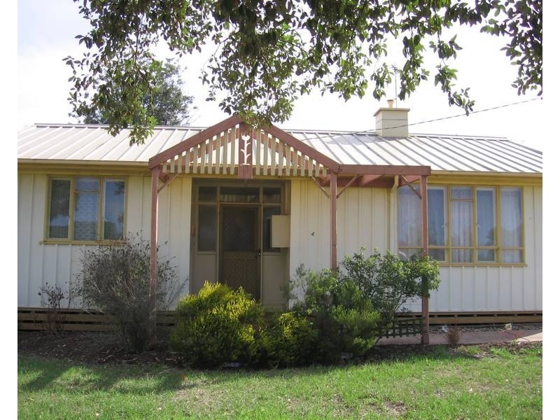 4 Wackett Street, Laverton VIC 3028