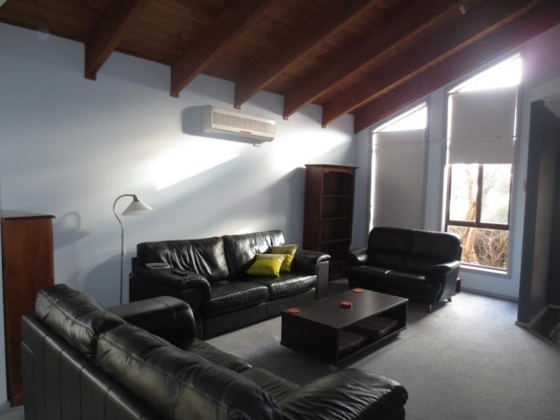 4 O’Connor Court, Altona Meadows VIC 3028