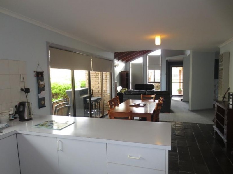 4 O’Connor Court, Altona Meadows VIC 3028