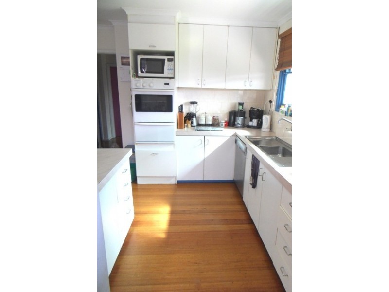 23 Hammond Street, Altona VIC 3018