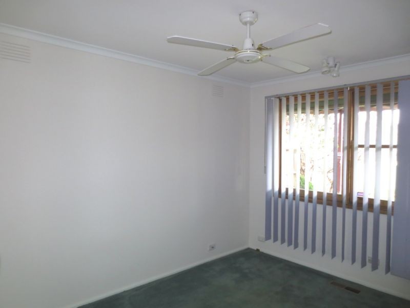 23 Hammond Street, Altona VIC 3018