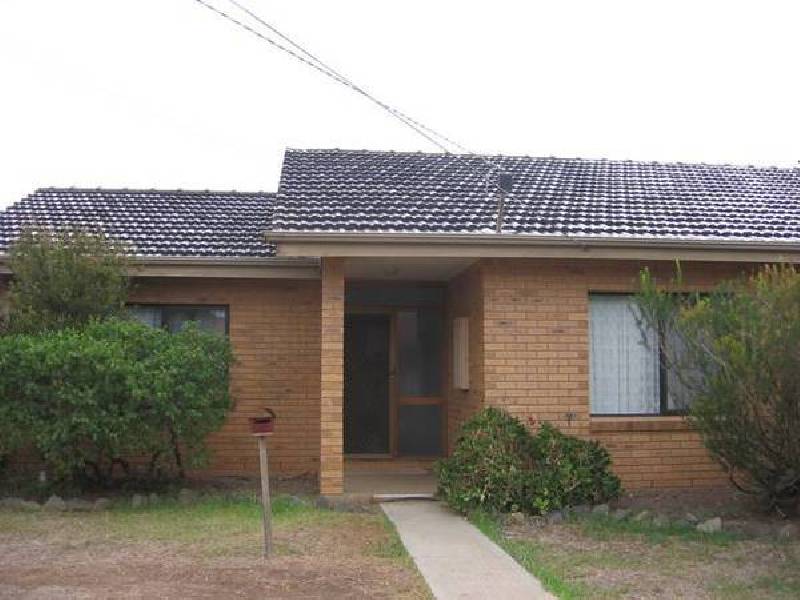 44 Cameron Avenue, Altona Meadows VIC 3028