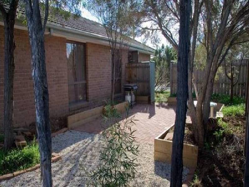 8 Catherine Road, Seabrook VIC 3028