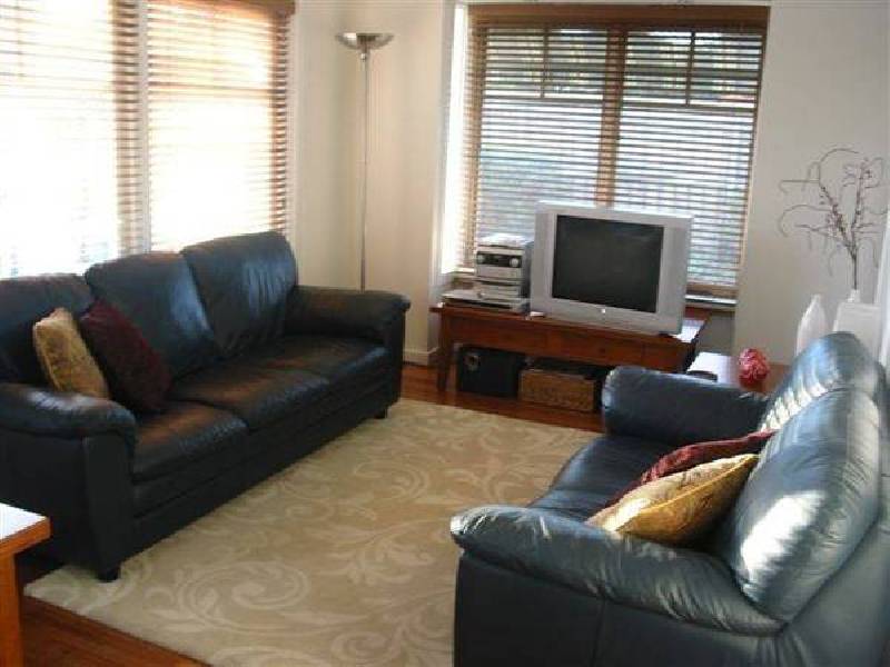 15 Emu Avenue, Altona VIC 3018