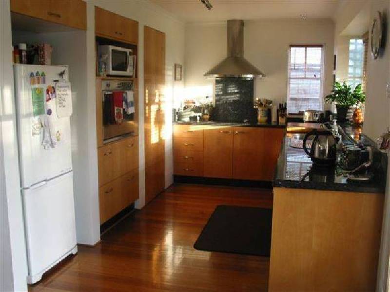 15 Emu Avenue, Altona VIC 3018