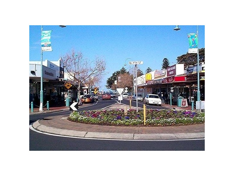 Linnet Street, Altona VIC 3018