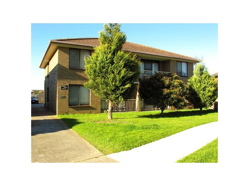 2/66 Simmons Drive, Altona VIC 3018