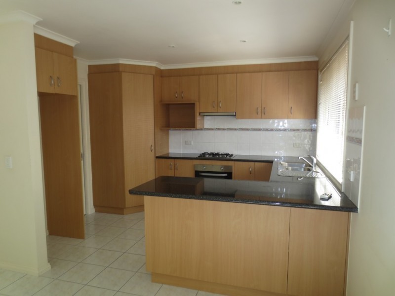 1/10 Sexton Court, Altona Meadows VIC 3028