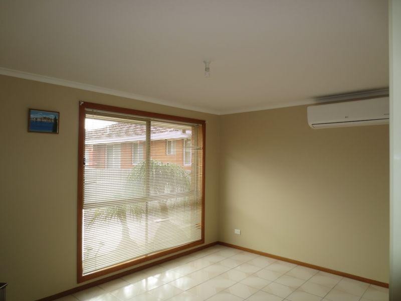 2/7 O’Shannessy Court, Altona Meadows VIC 3028