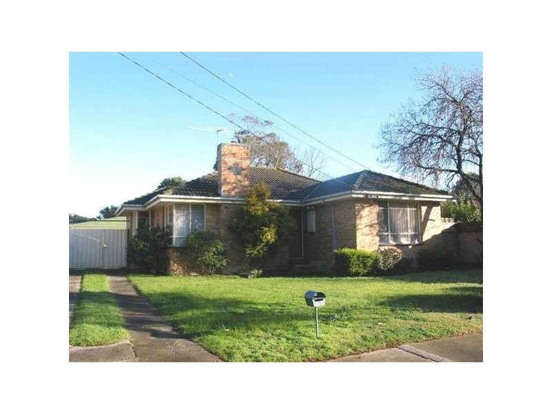 15 Cowra Street, Altona VIC 3018