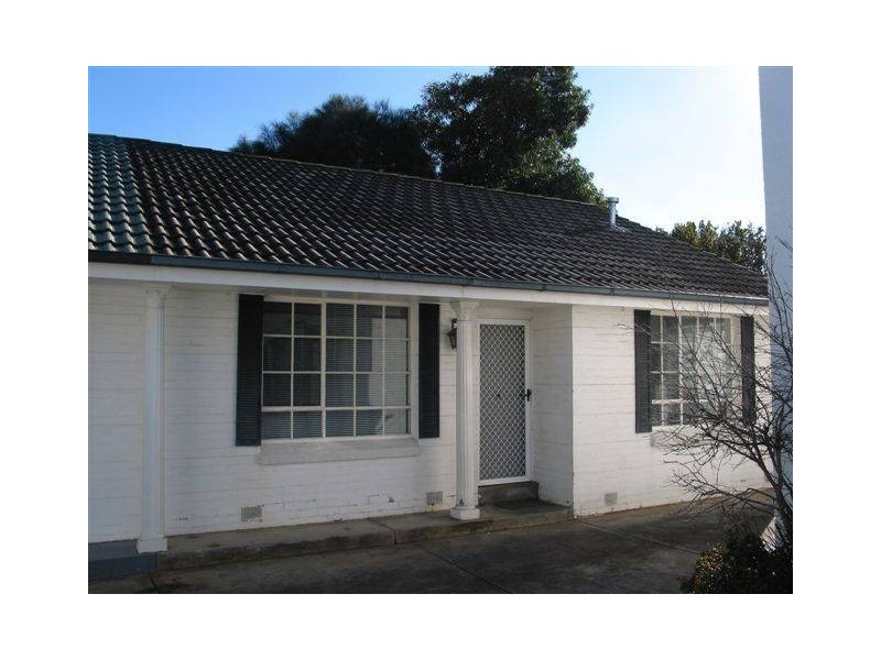 4/9 Romawi Street, Altona VIC 3018