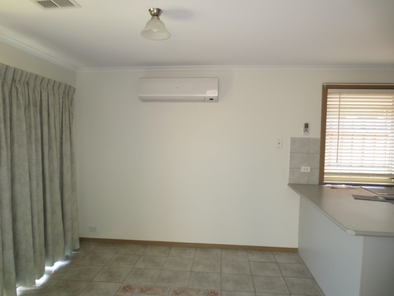 2/6 Mulga Street, Altona VIC 3018