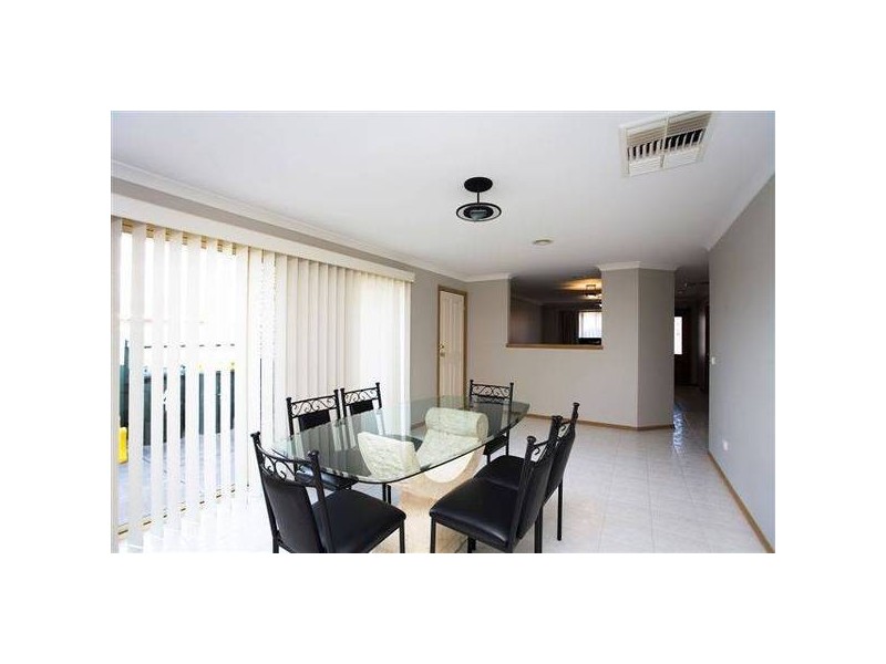 4 Knox Court, Altona Meadows VIC 3028