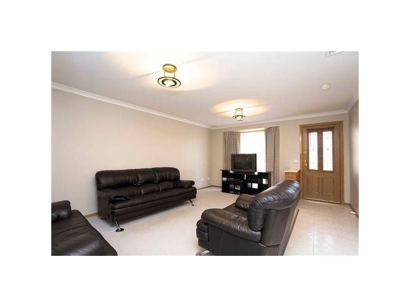 4 Knox Court, Altona Meadows VIC 3028