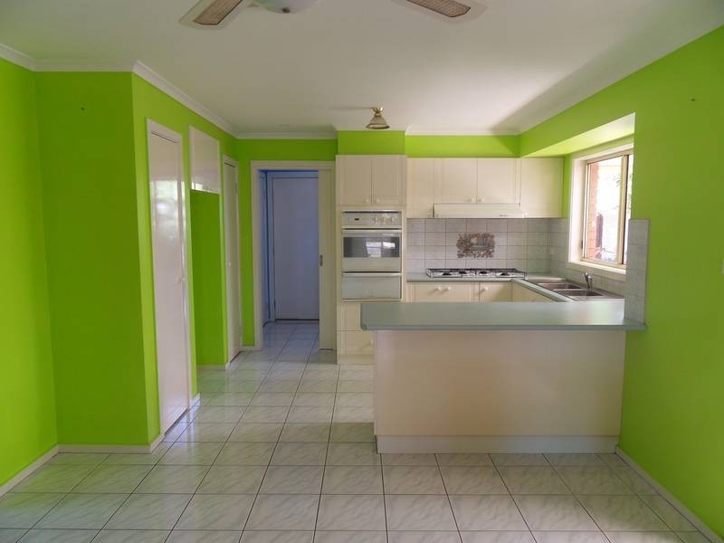 8 Powlett Street, Altona Meadows VIC 3028