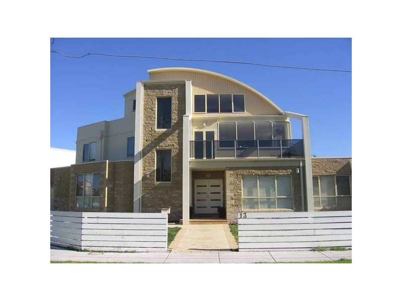 Queen Street, Seaholme VIC 3018